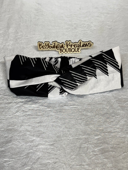 “Monochrome Muse” Ankara Twist Headband